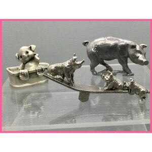 Pewter Piggies, 3